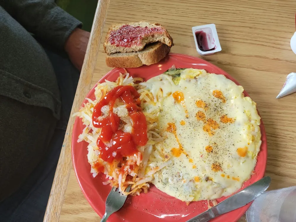 Omelet and Hash Browns